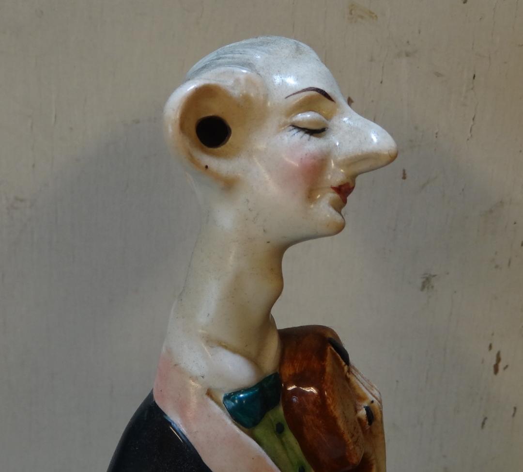 楽師型灰皿　フィドラー