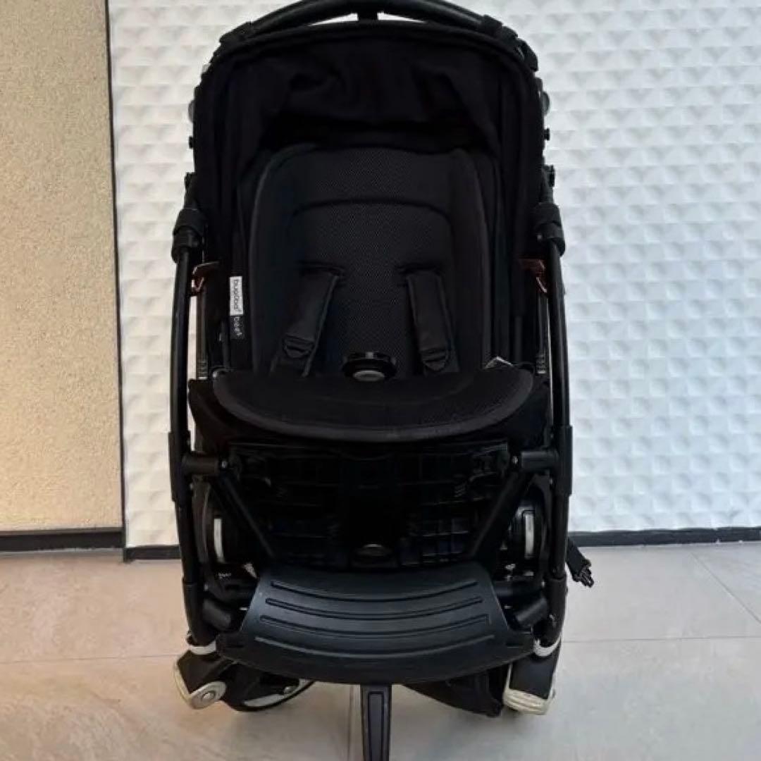 ナイキの靴付き　黒 ベビーカー バガブー ビー5 雨具　カップ　ポーチ