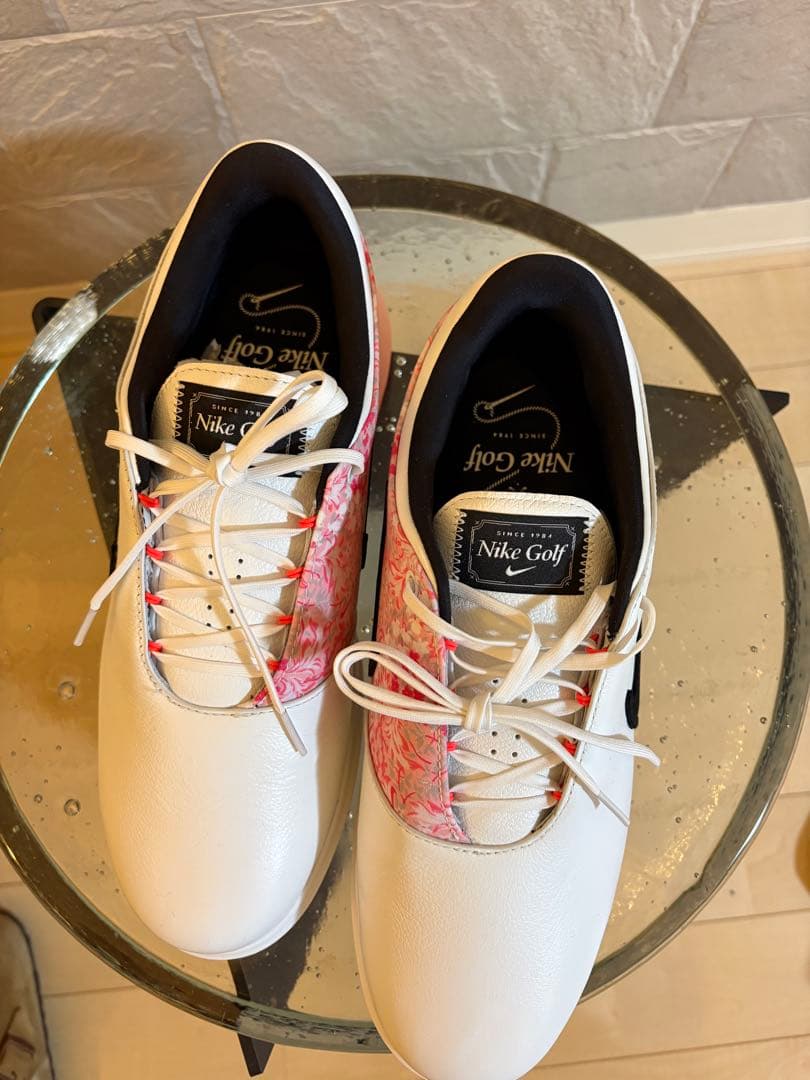 Nike ゴルフシューズ マキロイモデル　ホワイト/ピンク