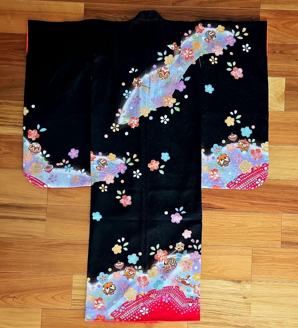 七五三用 正絹　花柄黒着物フルセット　着物　襦袢　帯　帯揚げ帯締め　バッグ　草履