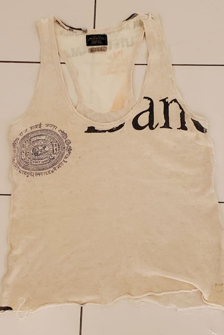 share spirit クリーム色 ロゴ入り タンクトップ