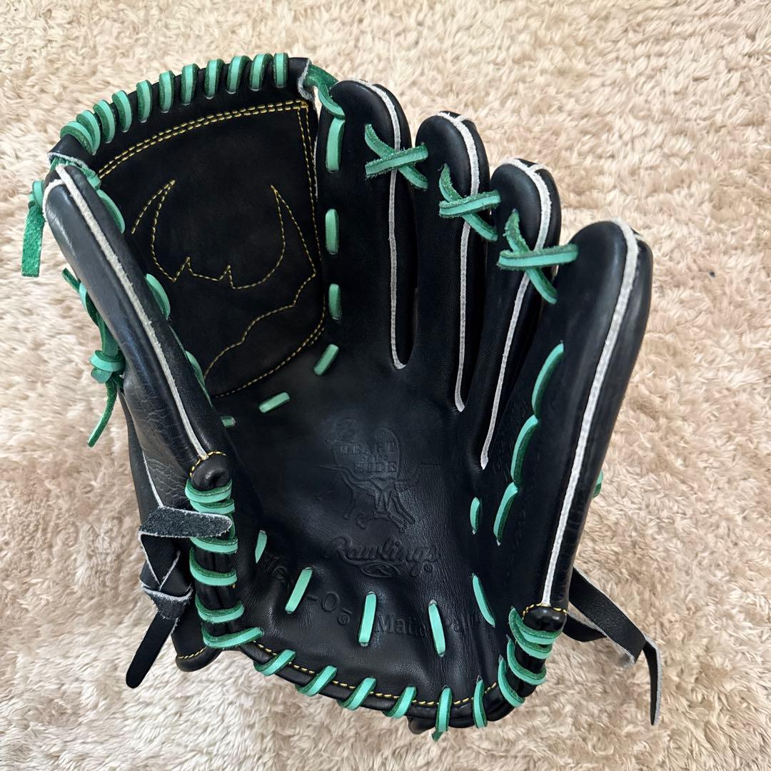 軟式グラブ　【阪神•秋山モデル】