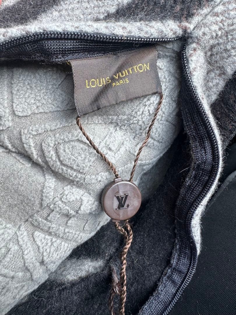 Louis Vuitton 幾何学模様 クッション