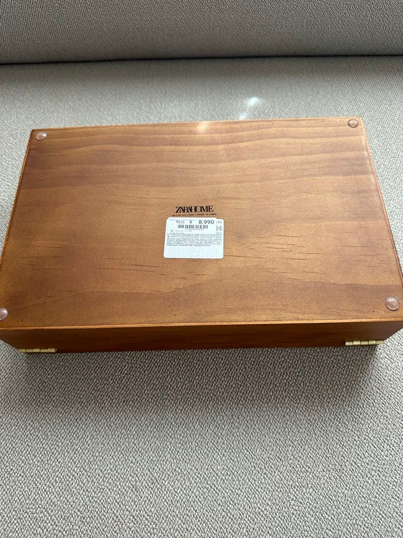 ZARA  ウッド製アクセサリーケース ブラウン