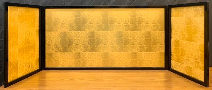 18号　三曲金箔　市松柄　屏風　雛人形