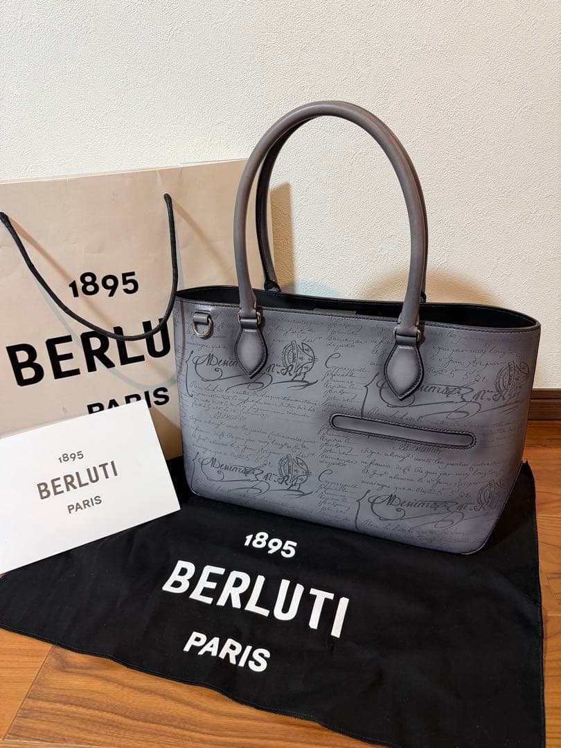 49万ベルルッティberlutiトゥジュールミニネオスクリットレザートートバッグ