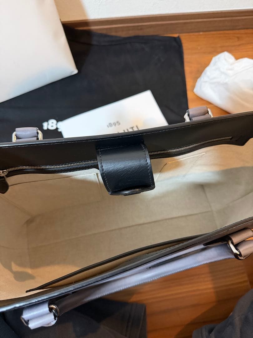 49万ベルルッティberlutiトゥジュールミニネオスクリットレザートートバッグ