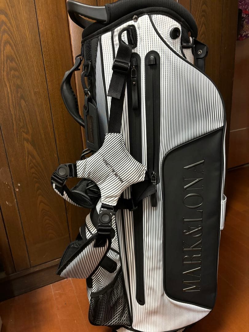 MARK & LONA キャディバッグ ホワイト ブラック