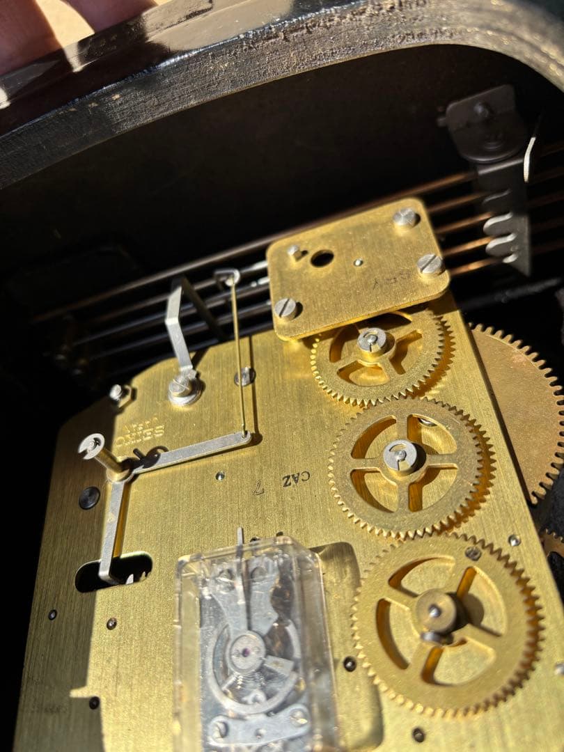 美品アンティークなSEIKO ウエストミンスターチャイム機能付ゼンマイ式置き時計