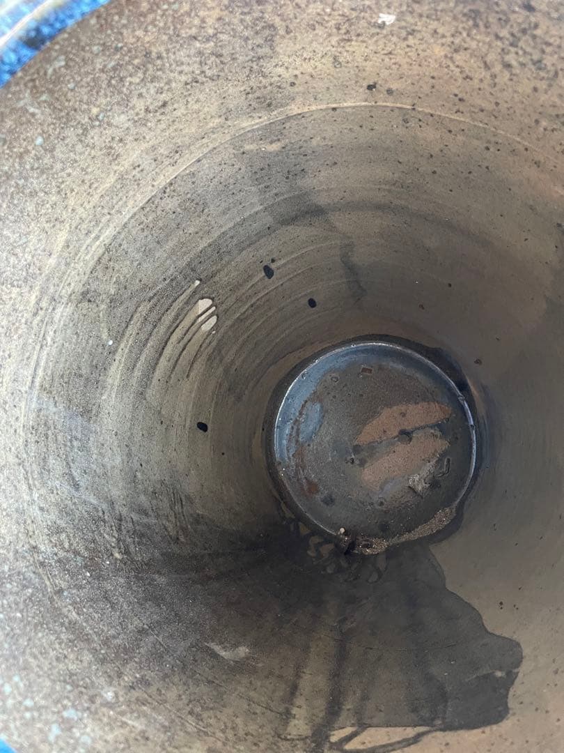 青色と黒のグラデーション陶器鉢　インテリアオブジェ　庭の置物　ライオン　大型