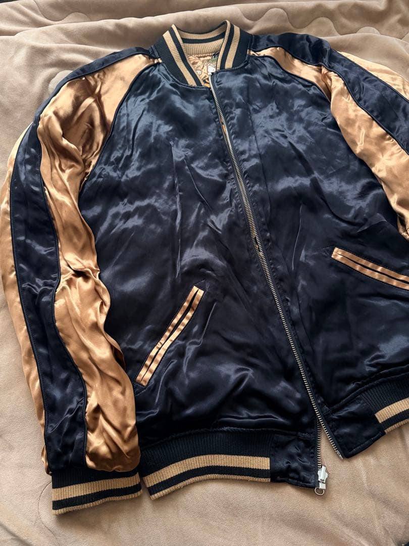 美品 ２面用 絡繰魂 虎 桜 日本限定 スカジャン vintage レーヨン