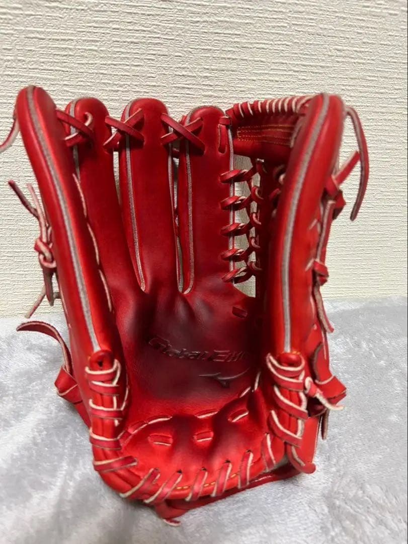 Mizuno Global Elite レッドグローブ