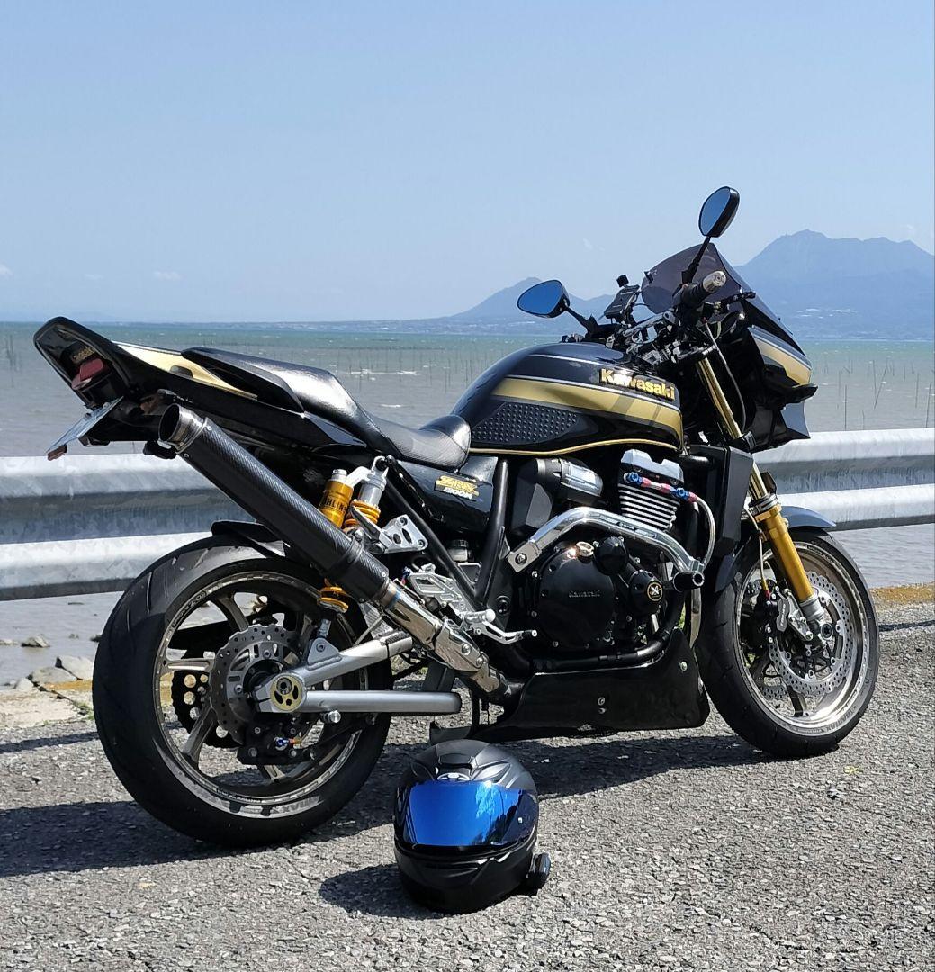 早いもの勝ち！zrx1200ダエグ　VERTIAヴェルティア　ロングテールカウル