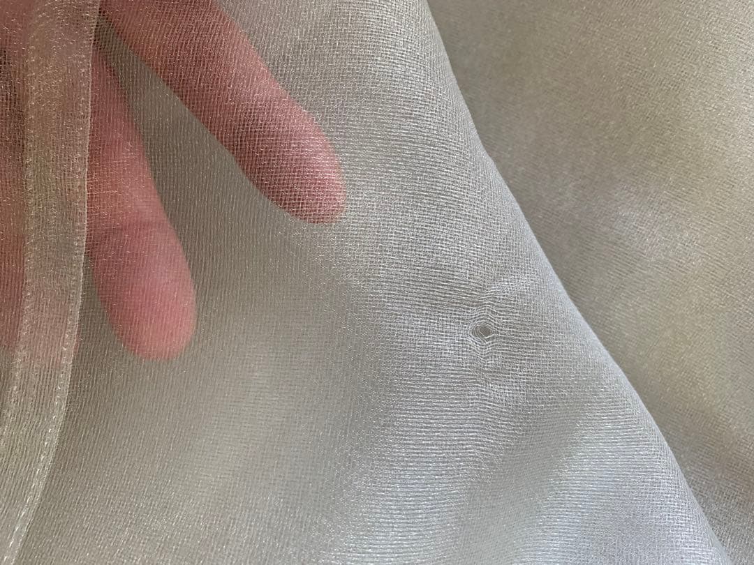 引っ掻き傷ありフィスバFISBA薄ベージュレースカーテン205×215が2枚