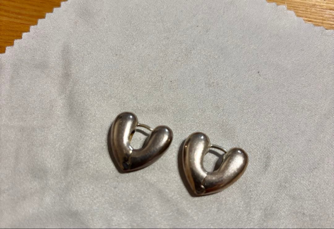 ANNIKA INEZ アニカイネズ　ハート ピアス スモール　シルバー925