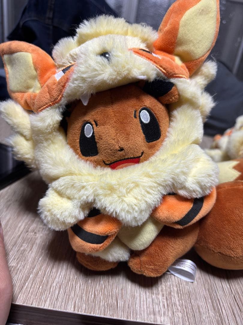 【RAKUDO】イーブイ フレアタイプ ぬいぐるみ　シーサー　沖縄限定