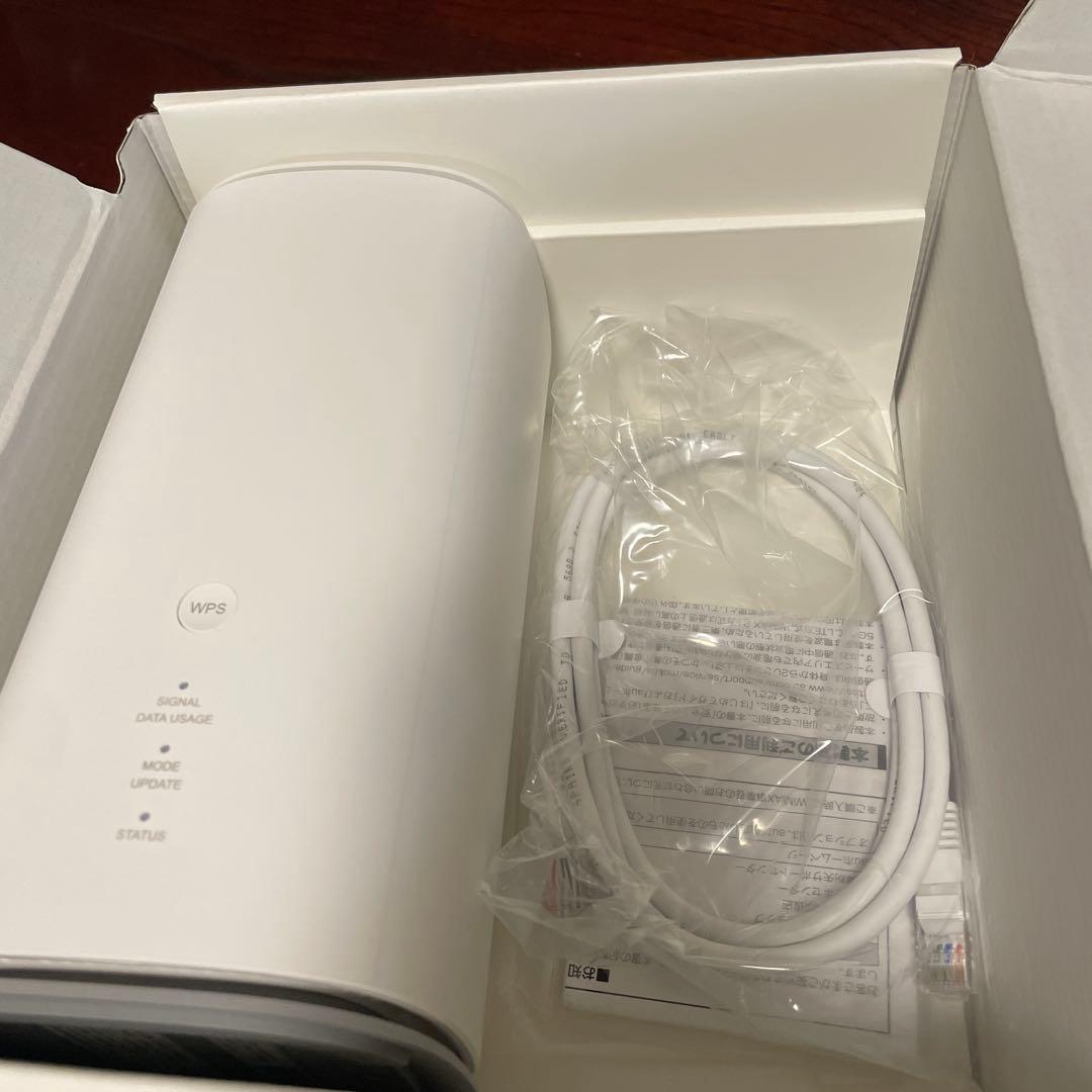 Speed Wi-Fi  5G L13 本体（5G対応ホームルーター）