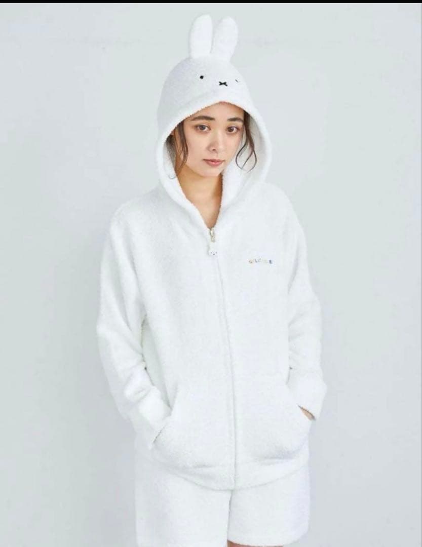 ジェラートピケ　ミッフィーコラボ ベビモコパーカ&ショートパンツセット