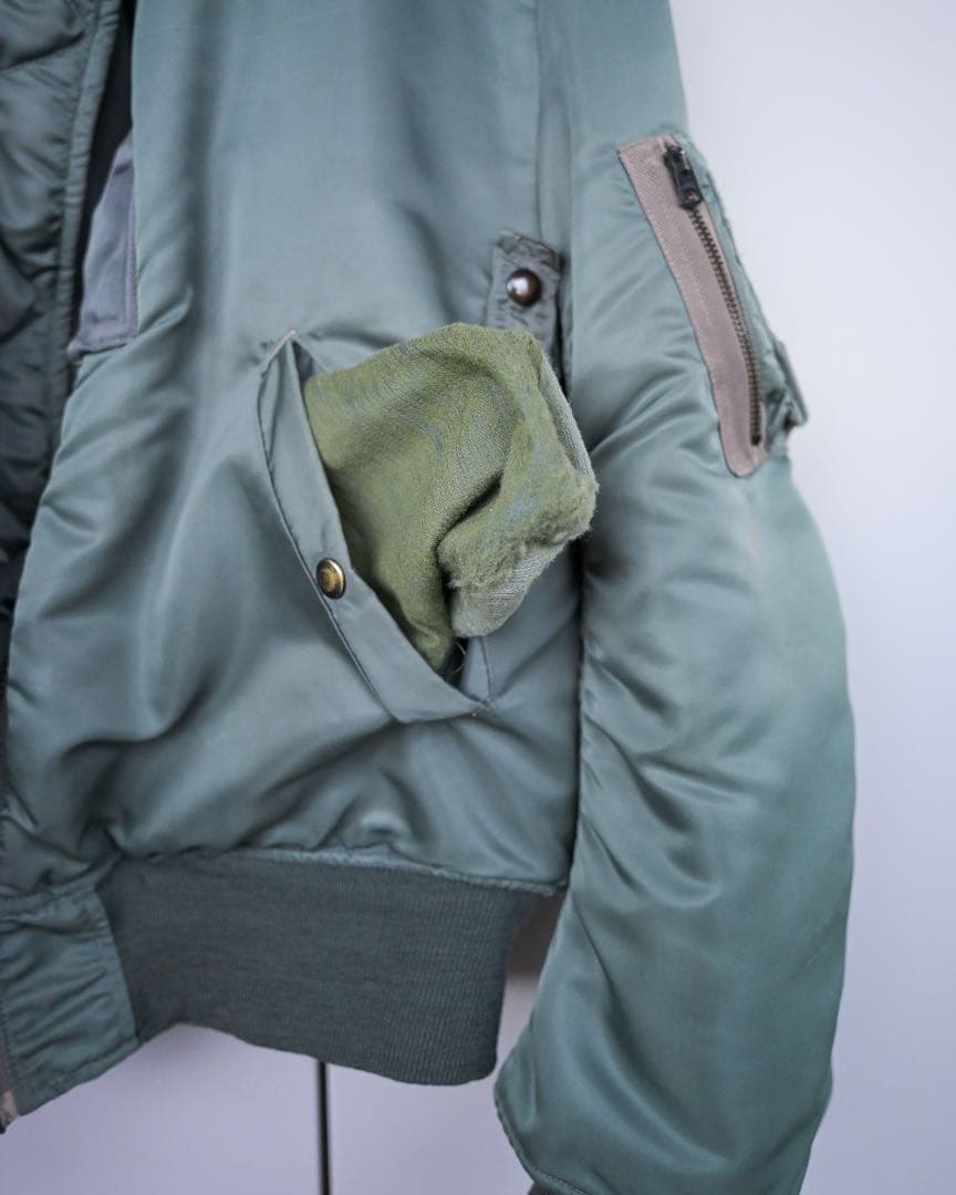 【奇跡の美品】50s MA-1 初期J-8279 SKYLINE製 米軍実物 L