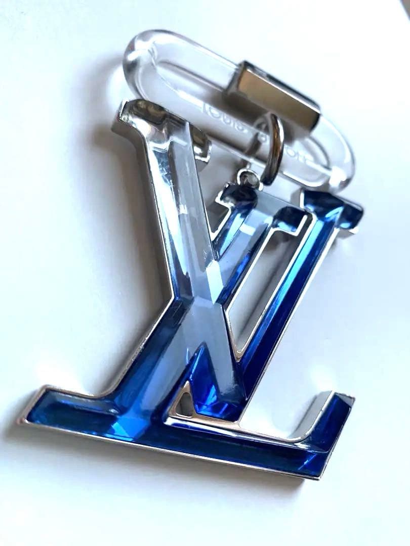 LOUIS VUITTON ルイヴィトン ビジューサック キーホルダー チャーム