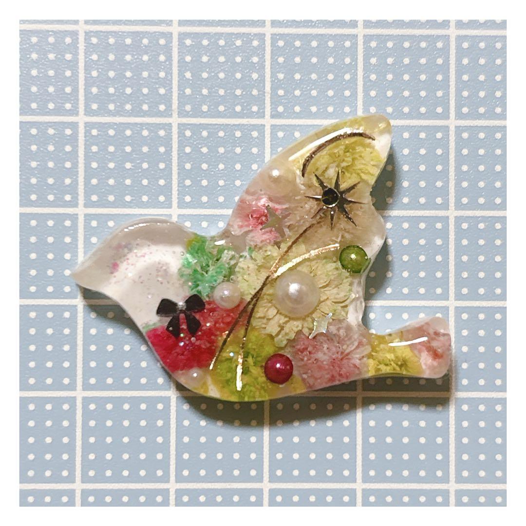 No 1000❣️大人可愛い鳥型レジンヘアゴム❣️٩(๑❛ᴗ❛๑)۶❣️