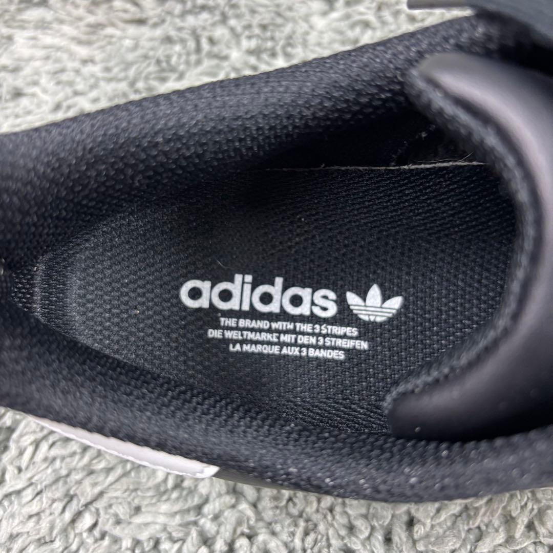 ✨未使用級✨【adidas】スーパースター☆EG4959☆黒×白☆24cm