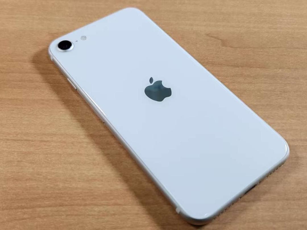 020900H iPhoneSE A2782 64GB 第3世代 最大容量97%