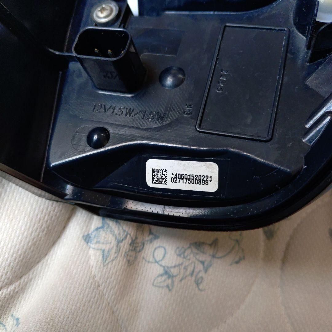 日産ルークス　デリカミニ　テールランプ　左右セット