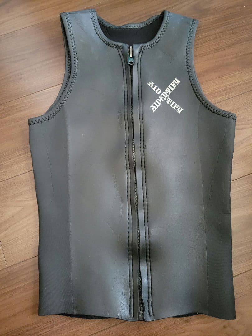 AIDENTIFY　タッパー　ベスト ブラック　サイズL