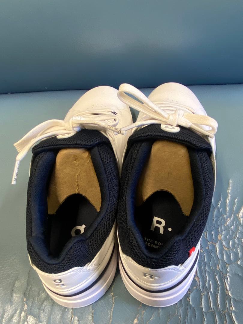 on the roger advantage テニスシューズ