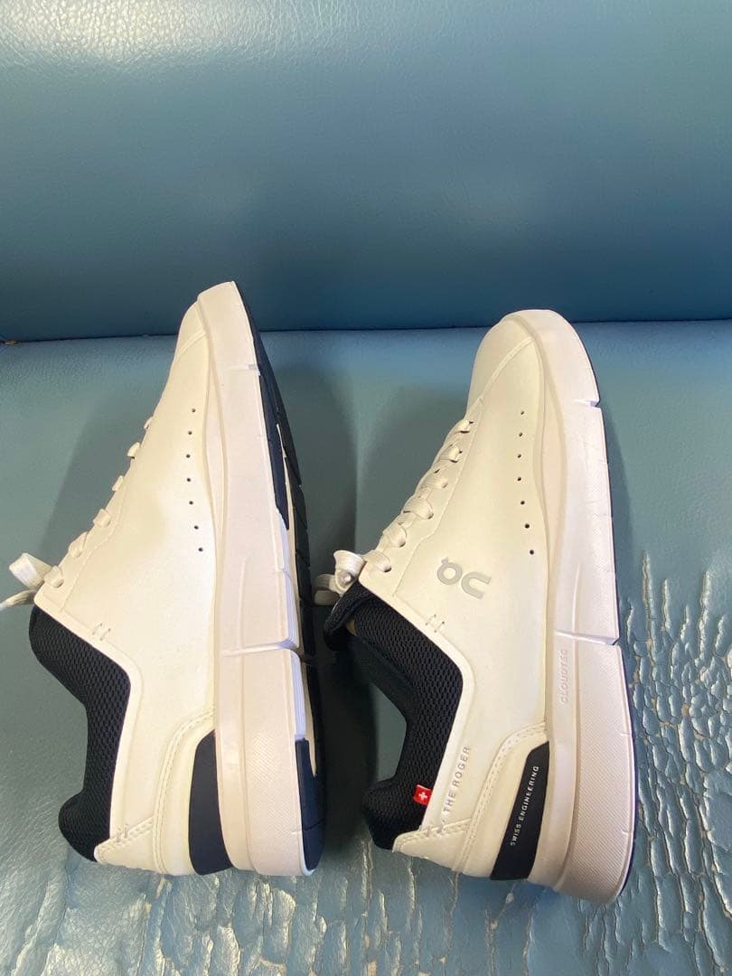 on the roger advantage テニスシューズ