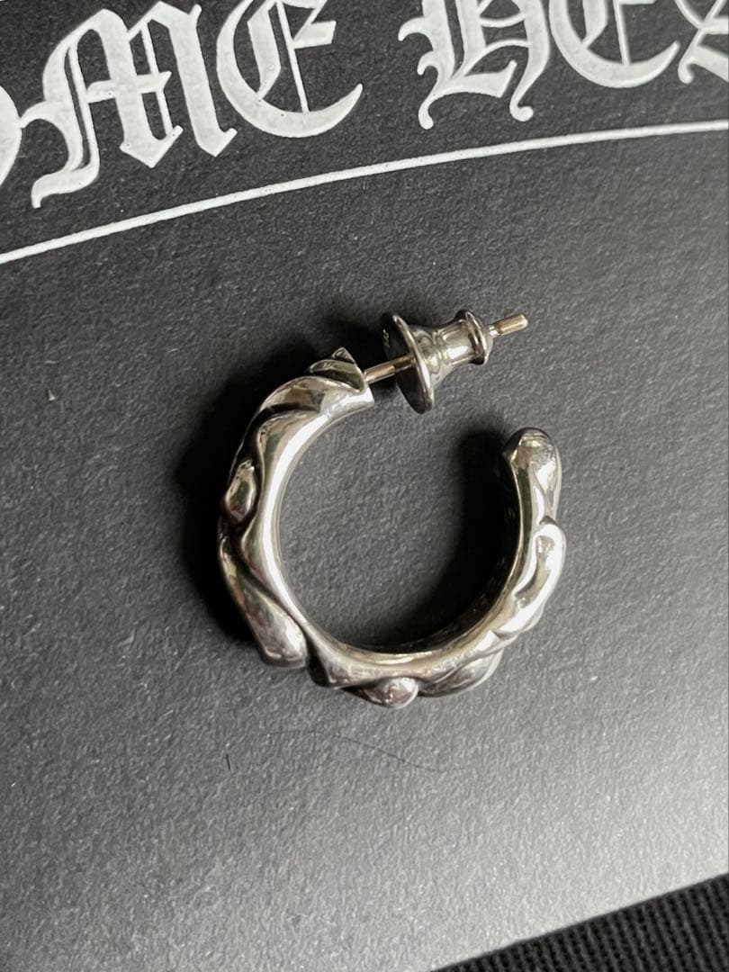 本物　新品未使用品　クロムハーツシルバー スクロールピアス(片耳用)