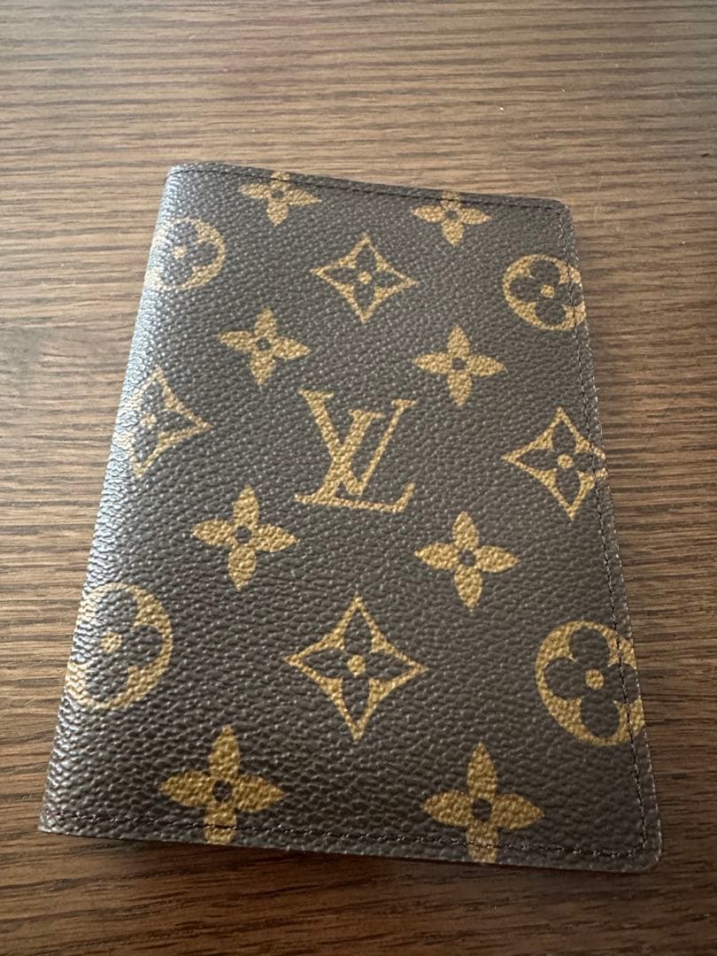 ルイビィトン　パスポートケース