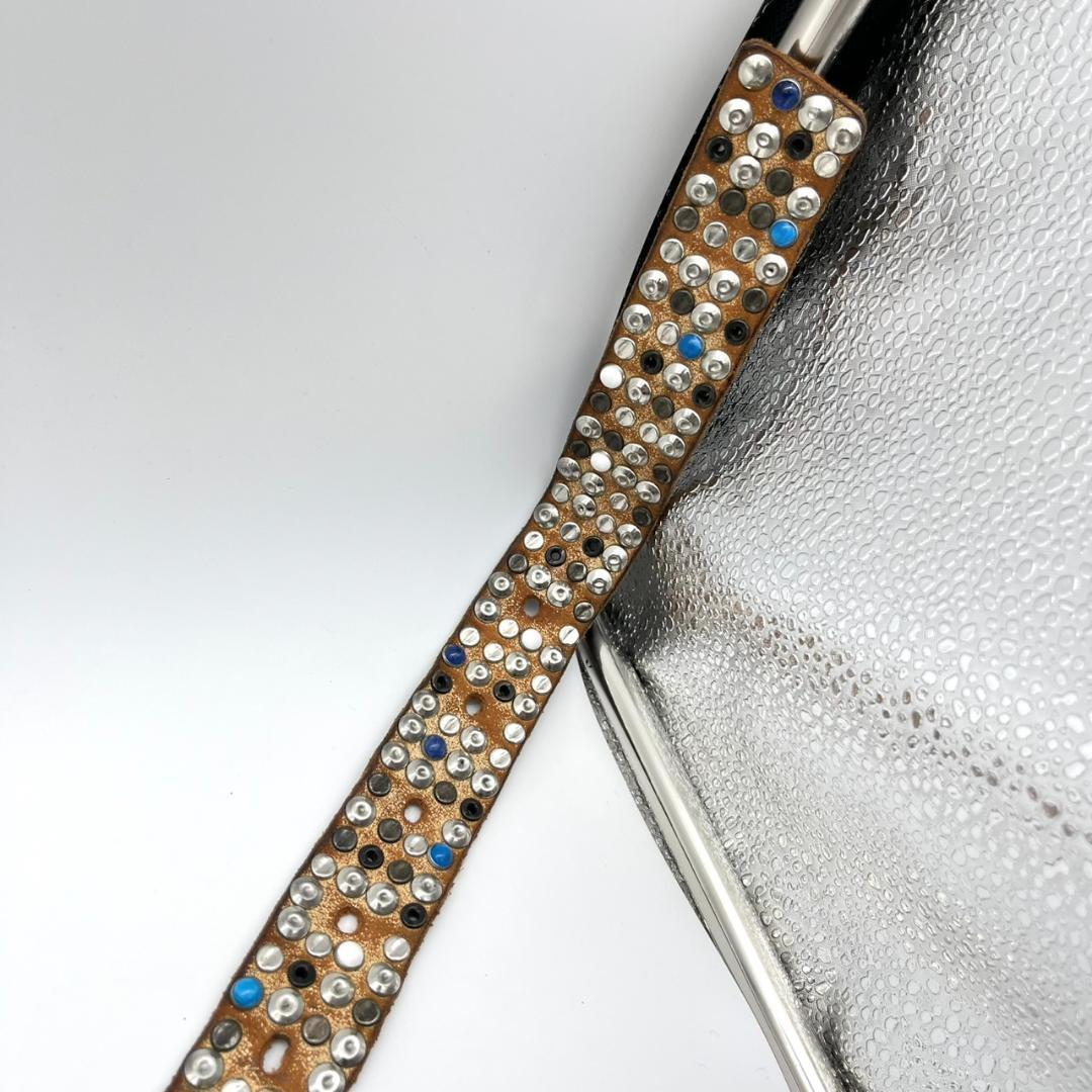 HTC エイチティーシー ベルト ビジュー スタッズ 装飾 レザー ブラウン