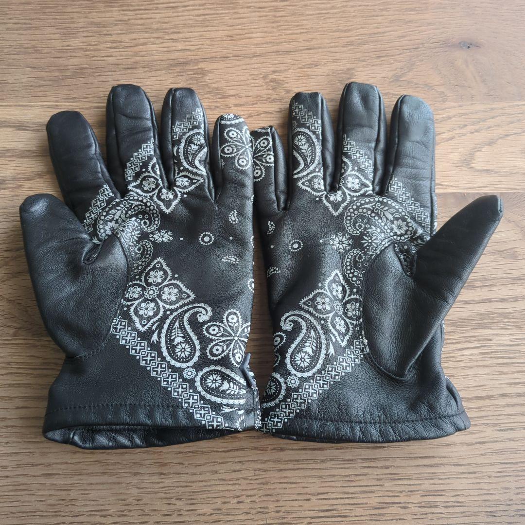 チャレンジャーCHALLENGER バンダナ柄　グローブ手袋