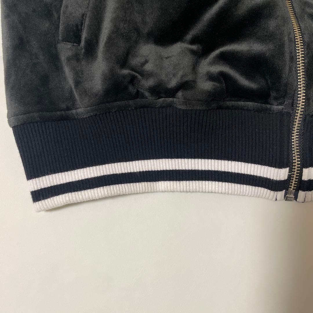 【ベロア】東京ディズニーリゾート　ティガースカジャン　ユニセックス