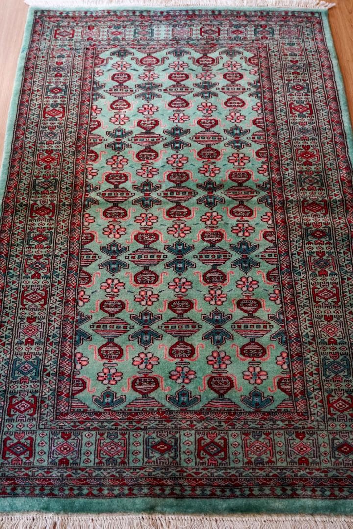 パキスタン手織り絨毯 ヴィンテージラグ 155×97cm . 1970年代