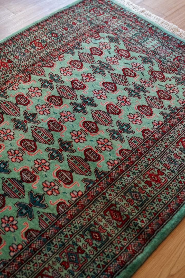 パキスタン手織り絨毯 ヴィンテージラグ 155×97cm . 1970年代