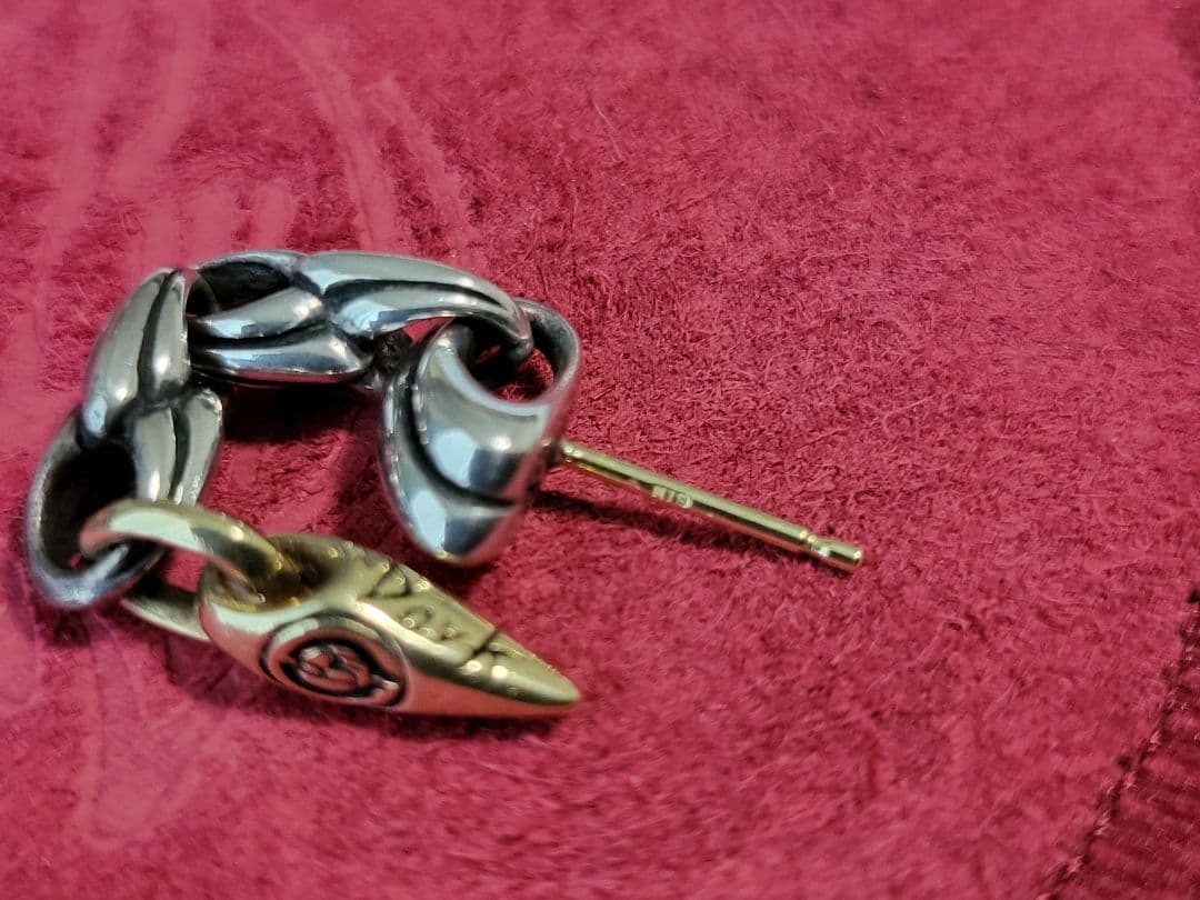 ブラッディマリー　Bloody Mary　ピアス　Dark　ダーク 18K18金