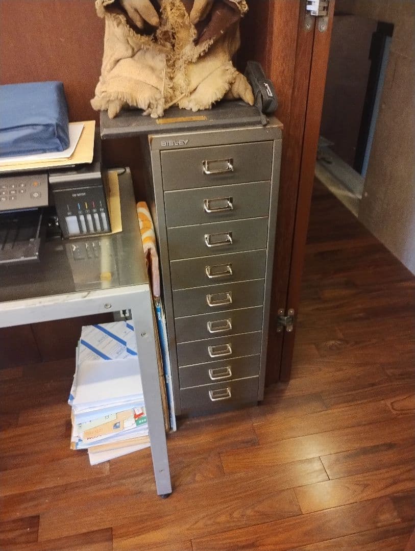 BISLEY　 高さ約100cm　カッコいい！！