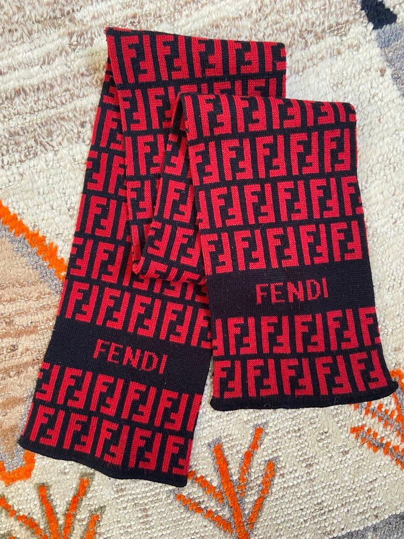 FENDI ロゴ入り マフラー レッド/ブラック