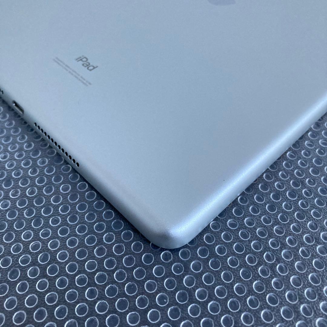 797【早い者勝ち】電池良好☆iPad7 第7世代 32GB SIMフリー☆