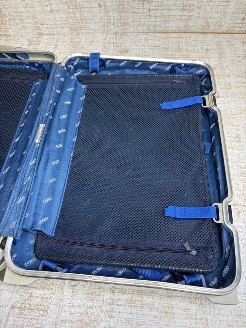 廃盤RIMOWAトパーズ　シルバーインテグラル　32L 2輪　機内持込み