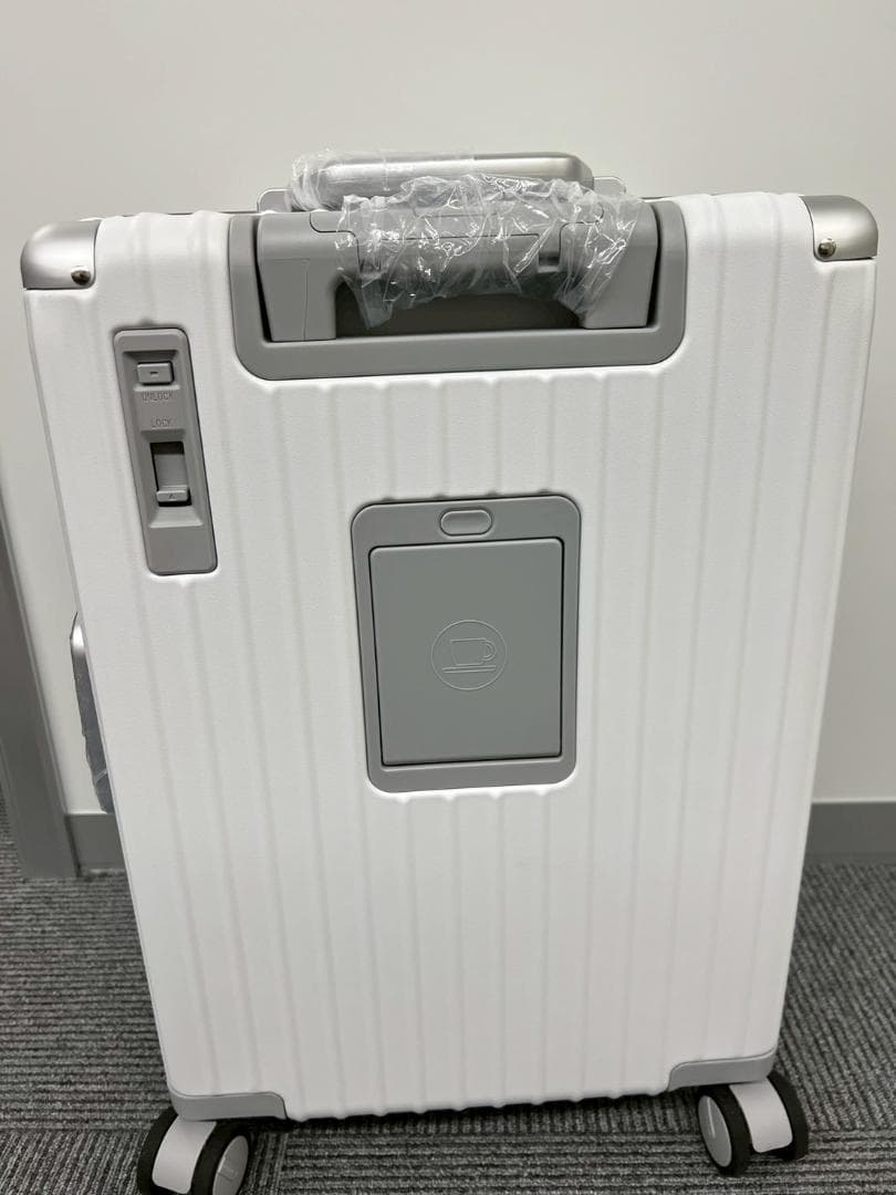 リベティ多機能キャリーケース【マットホワイトSサイズ】A10