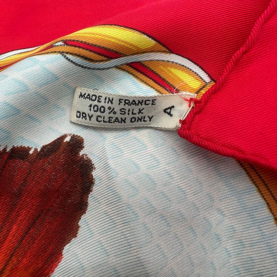 HERMES-PARIS 蝶デザイン シルクスカーフ