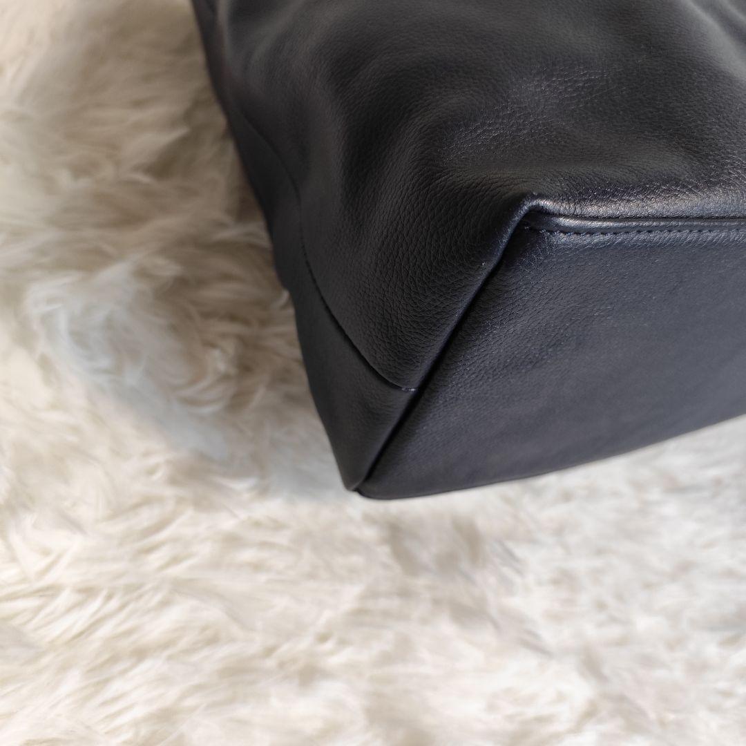 マザーハウス 本革 レザートートバッグ ネイビー A4収納可 肩掛け