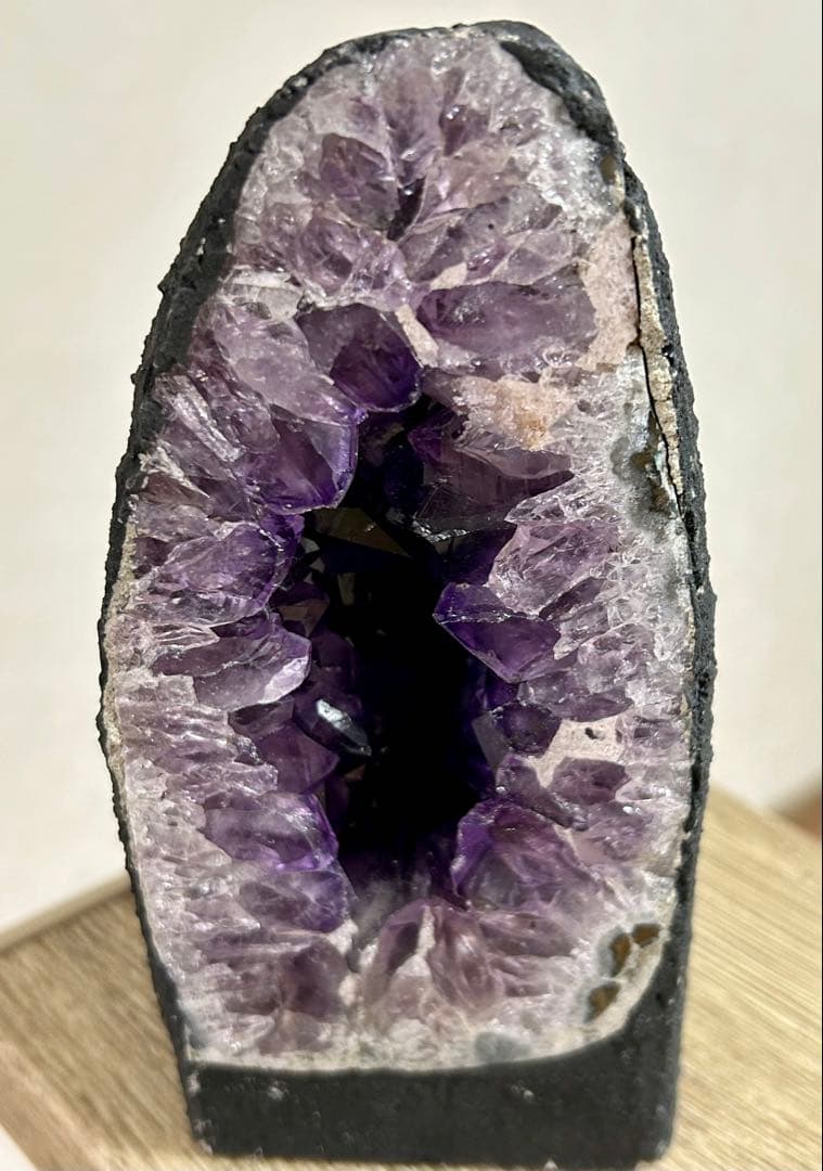 店舗移転SALE アメジストクラスター　ドーム　紫水晶　 1804g