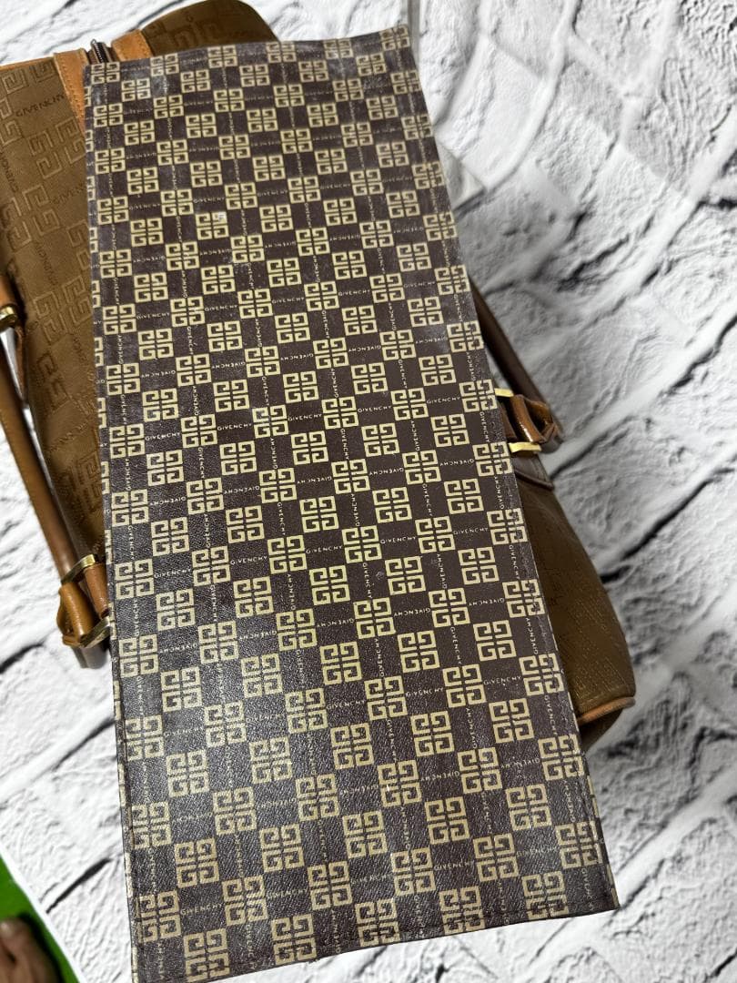 レア　GIVENCHY　ボストンバッグ　総柄　ｗ1725-0806-①-①