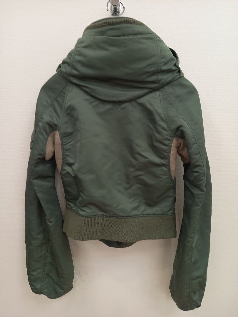美品LGBフード付きオリーブグリーンジャケット