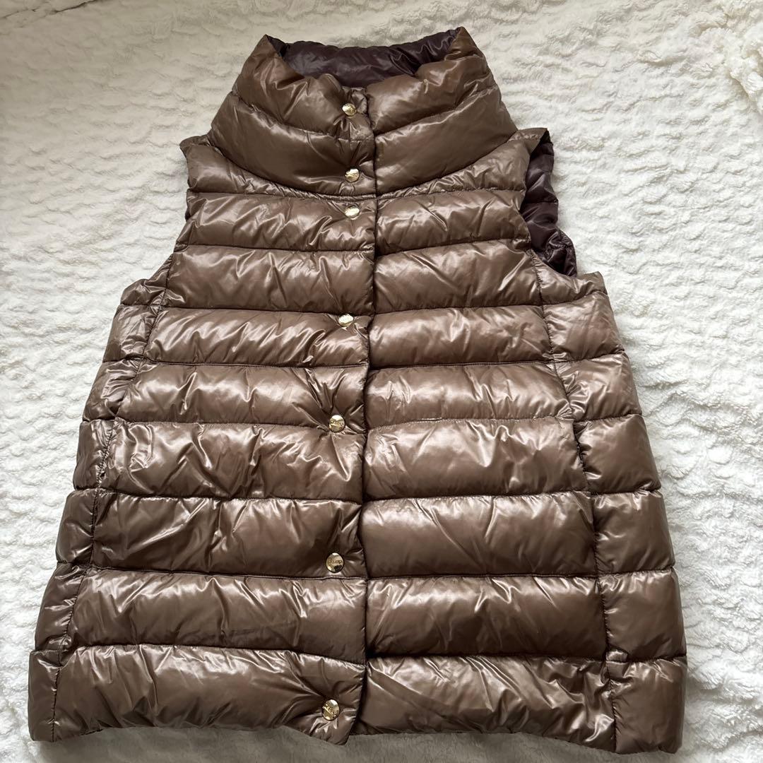 ヘルノ　リバーシブルダウンベスト 42サイズ